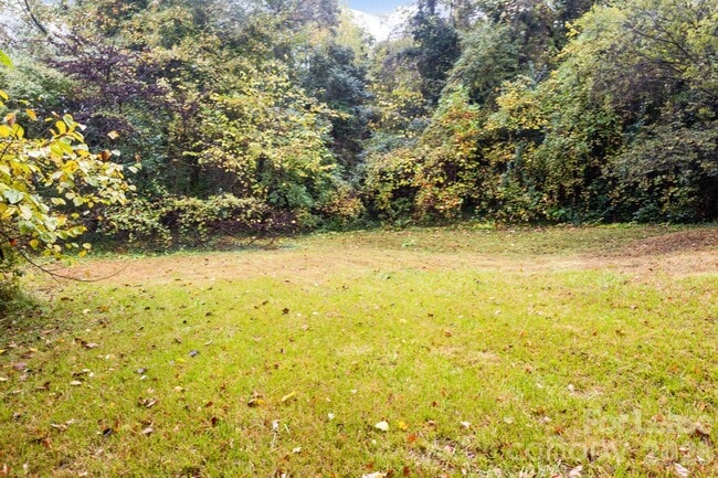 Photo - 5300 Hickory Ln