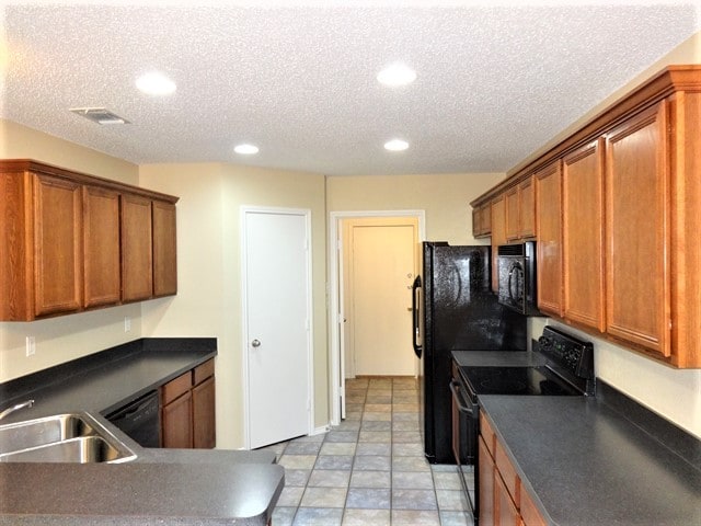 Photo - 818 La Sierra Ct