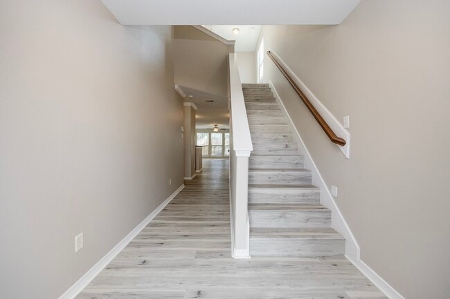 Photo - 4624 Larkspur St