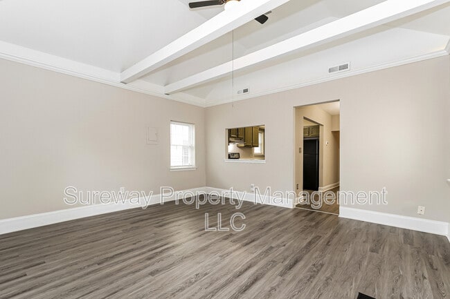 Photo - 811 Wesley Ave