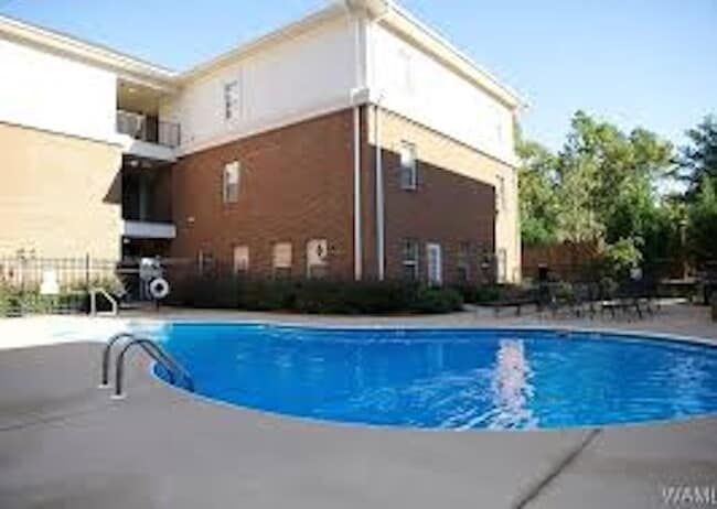 Community Pool with Seating - 3218 Veterans Memorial Pky Unit Traditions #718