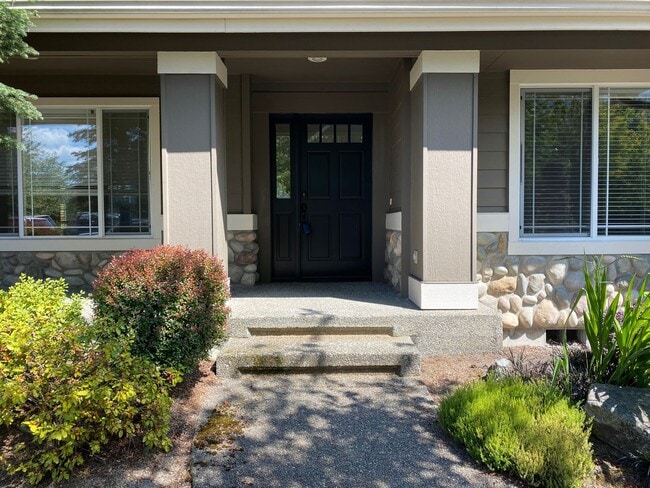 Photo - Spacious North Bend Home- 50% off 1 mo!! *