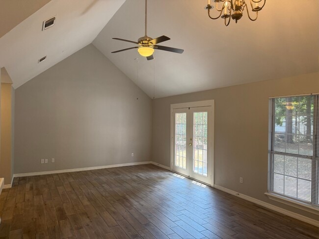 Photo - 12711 Woodcreek Dr