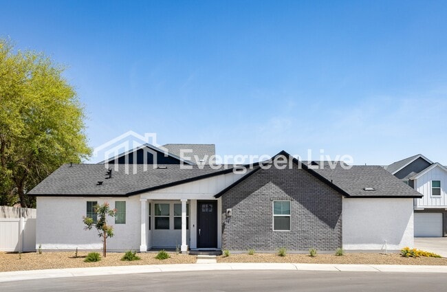 Photo - 9117 N 181st Ave