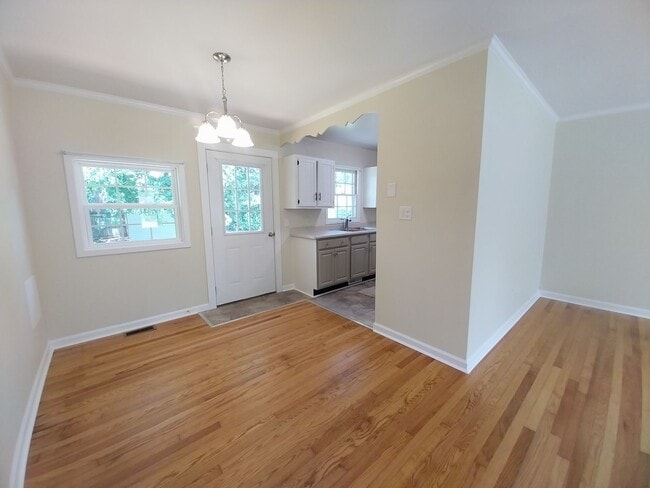 1714 Wesley Dr