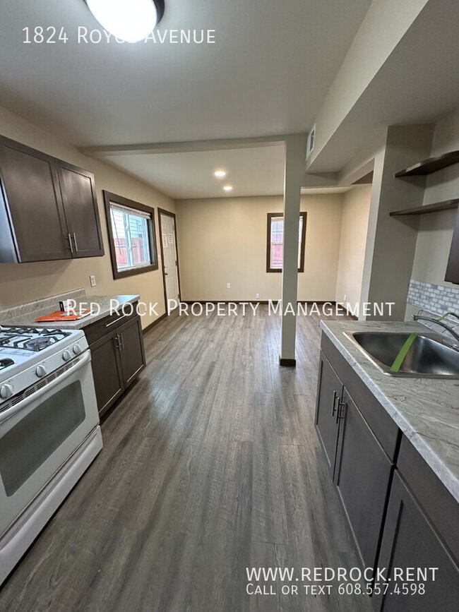 Photo - 1824 Royce Ave