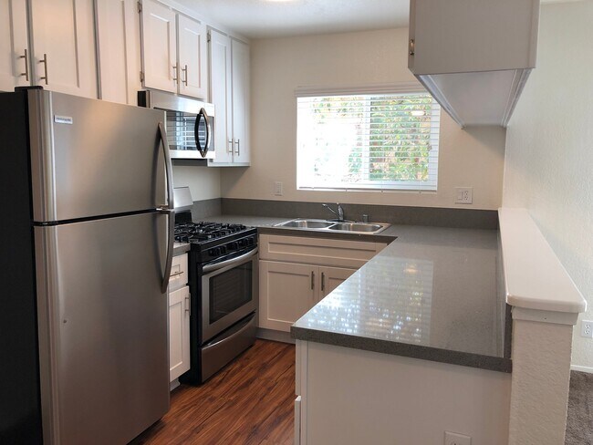 374 Moss St Unit 19