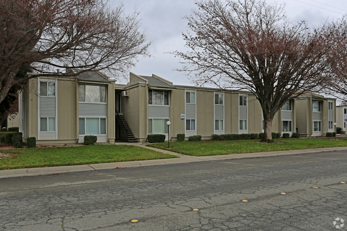 Photo - River's Bend Apartments