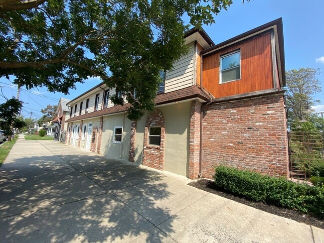 Photo - 700 Emory St Unit 704 Emory St. - 3