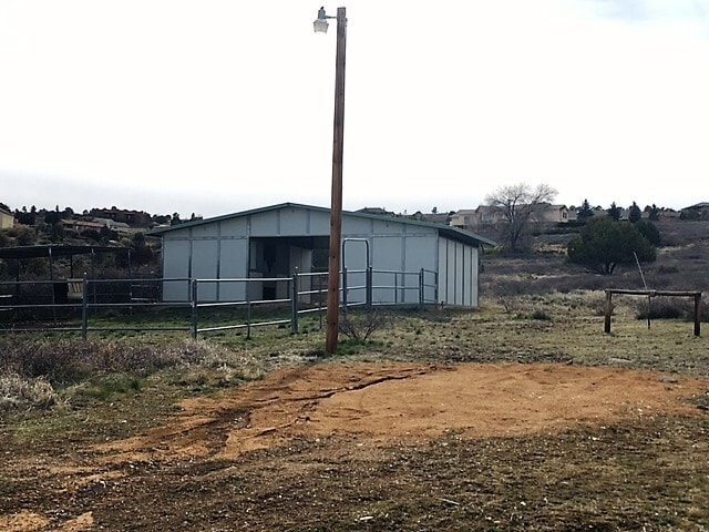 Photo - 6650 Harris Dr