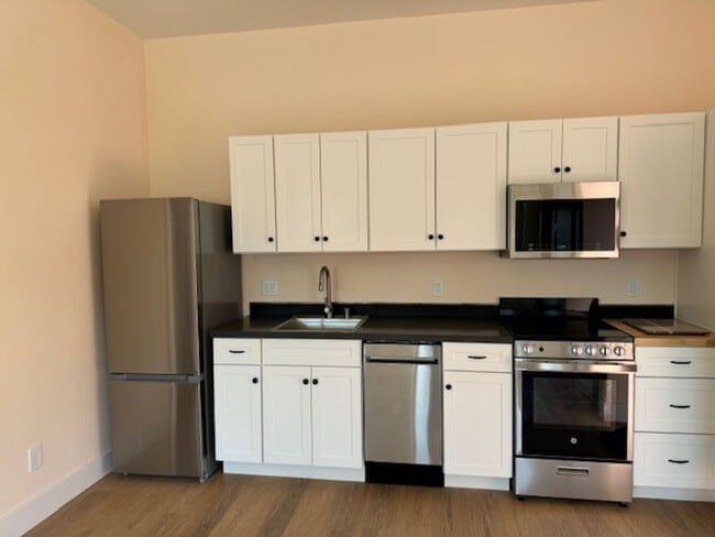 Photo - 1323 Dogwood Dr Unit 1323