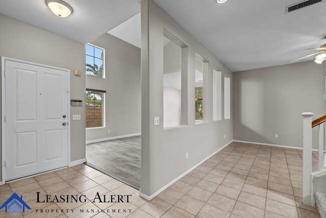 Photo - 28475 Nicholas Cir