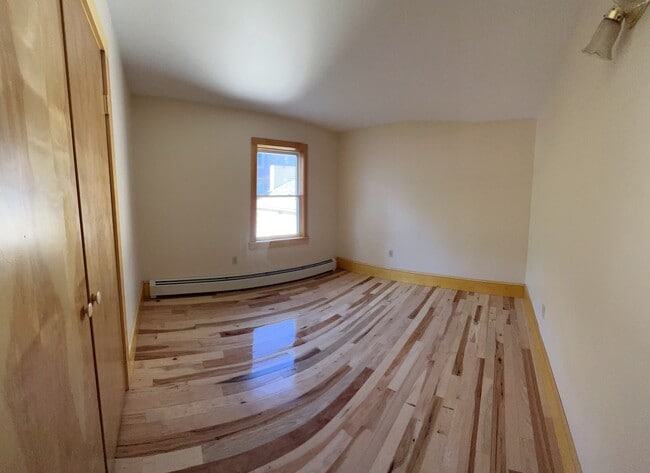 Photo - 28 Loomis St