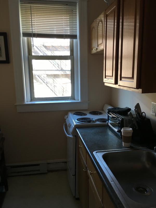 Building Photo - 193 Saint Botolph St Rental