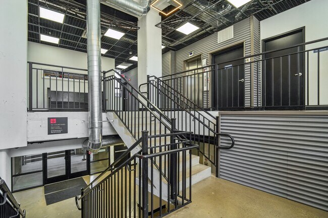 Photo - 475 S Jefferson St