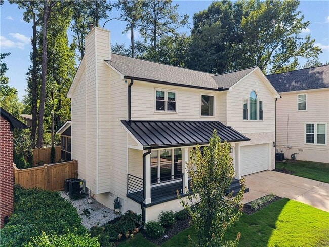 1181 Alexandria Ct NE