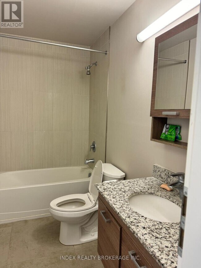 Photo - 280 Lester St Unité 507