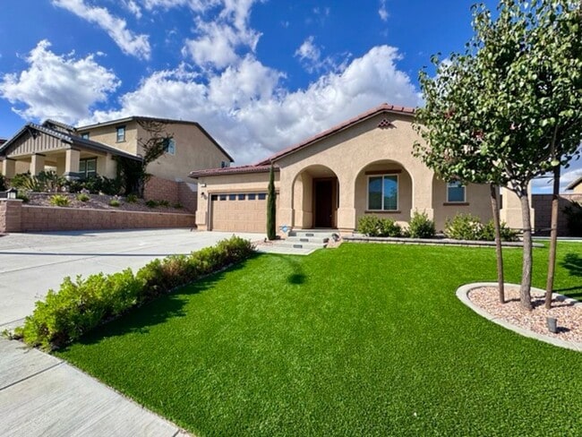Stunning 2021 built 4 bedroom home for LEA... - Stunning 2021 built 4 bedroom home for LEA...