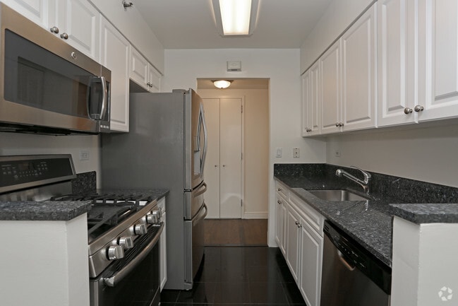 The Caroline - The Caroline