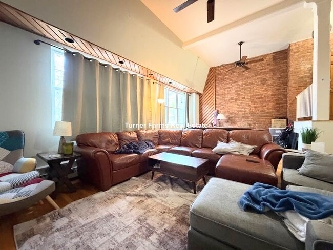 Photo - 106 Central St