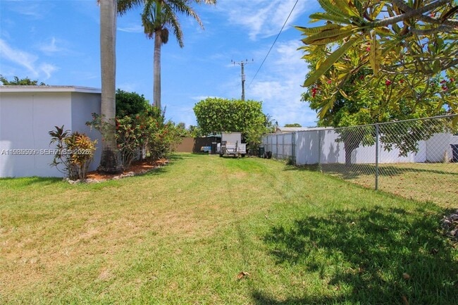 Photo - 10250 Caribbean Blvd