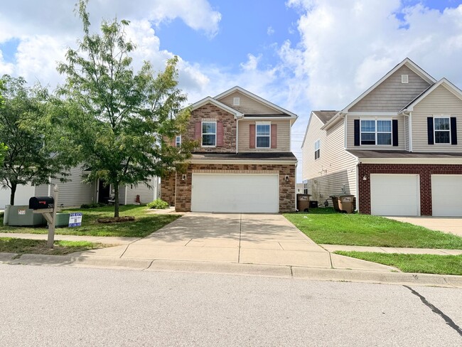 Building Photo - 2513 Shadow Bend Dr