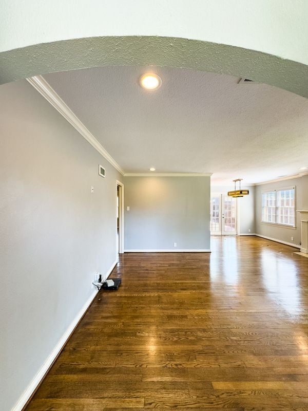 Photo - 2222 Carnes St
