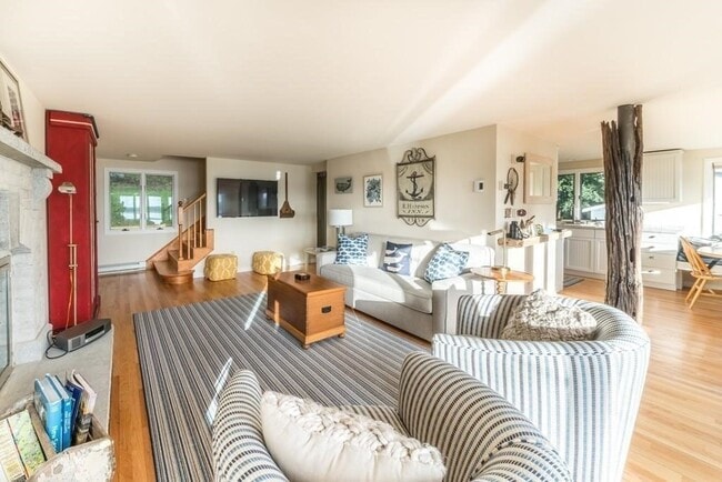 Photo - 78 Little Neck Rd