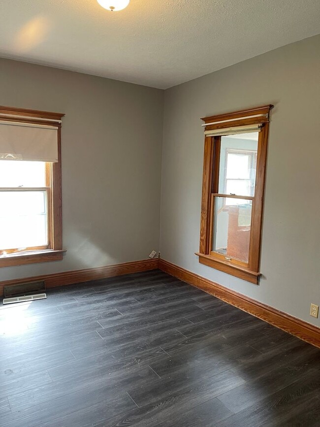 Photo - 2 Bedroom, 1 Bathroom Home located in Stan...