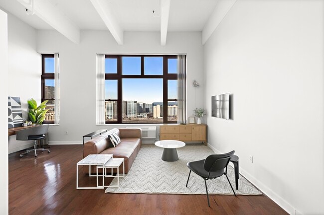 Building Photo - 1500 Washington St Unit 8M