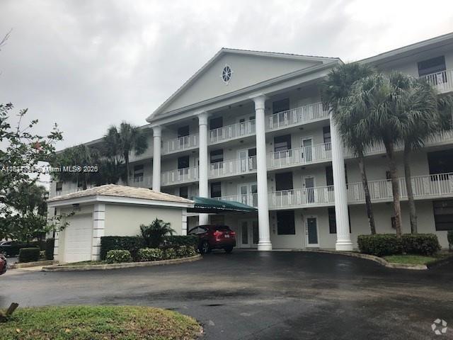 Building Photo - 1715 Whitehall Dr Unit 405 Rental