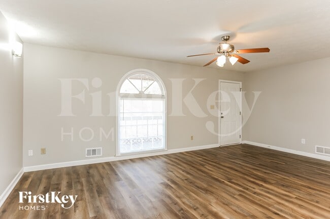 Photo - 45 Water Way Trail