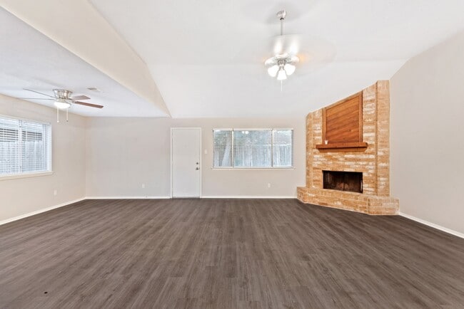 Photo - 2411 Cypressvine Dr