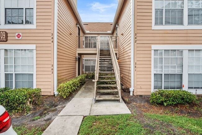 Photo - 709 Youngstown Pkwy Unit 364