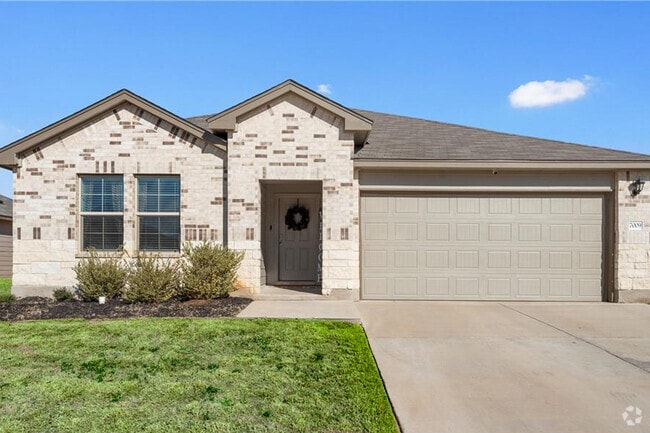 Building Photo - 7009 Llano Dr Rental