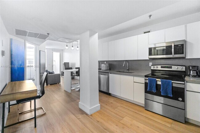 Photo - 100 Lincoln Rd Unit 1627