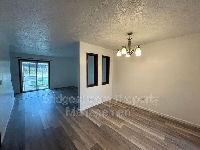 Photo - 7732 Betsy Ross Cir