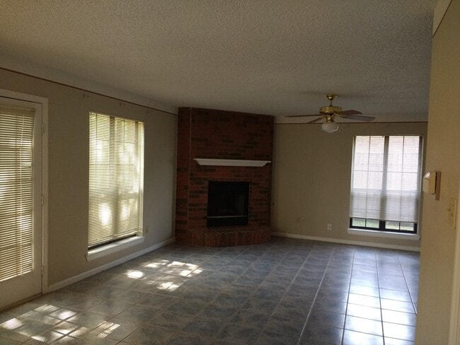 Photo - 2361 Shirecreek Cir