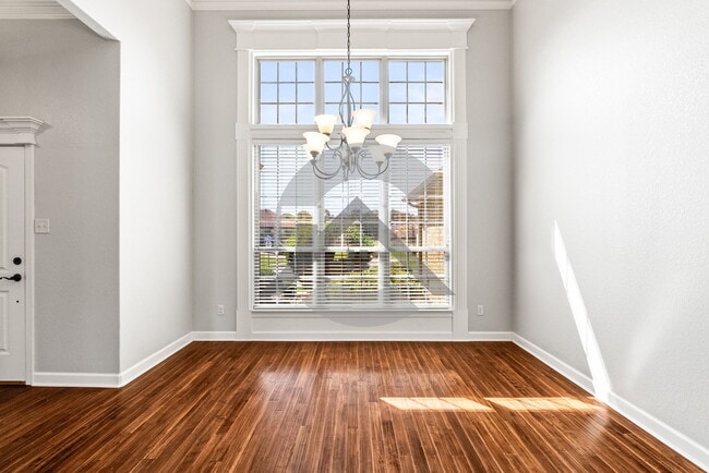 Photo - 6137 Remington Dr