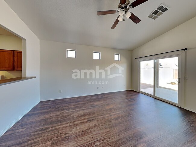 Photo - 7210 W Sunderland Ave