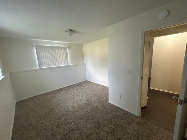 Riverside Place Apartments