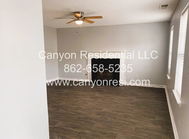 Photo - 2554 Willenhall Way