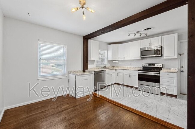 Photo - 501 Milledge Rd