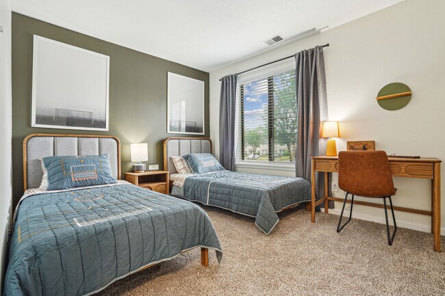 Woodbridge Apartments