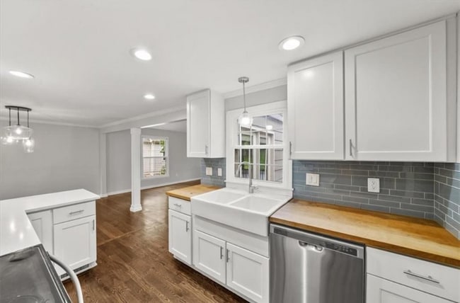 Photo - 3306 W 71st Terrace