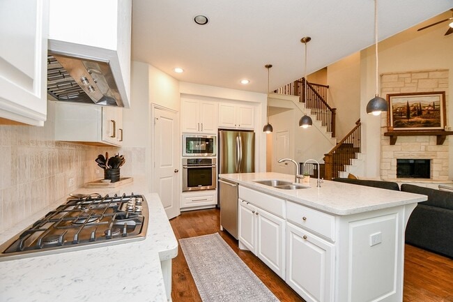 Photo - 4523 Juniper Ridge Ln