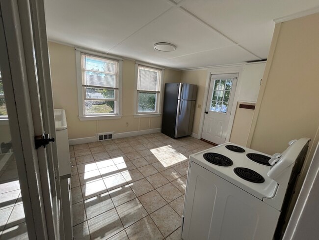 Photo - 433 Preble St Unidad 2