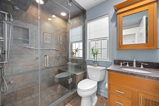 Photo - 28 N Colgate Ave