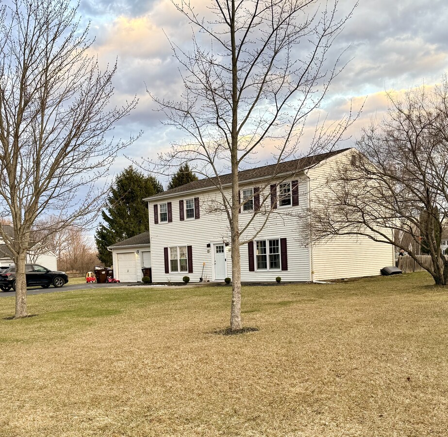 Photo - 13 Dresden Ct