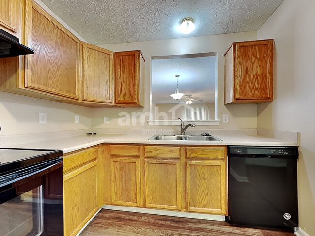 Photo - 3416 Montgomery Dr